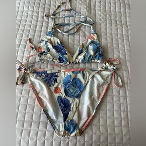 Banana republic floral bikini s